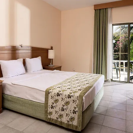 Resort Palm Wings 5*