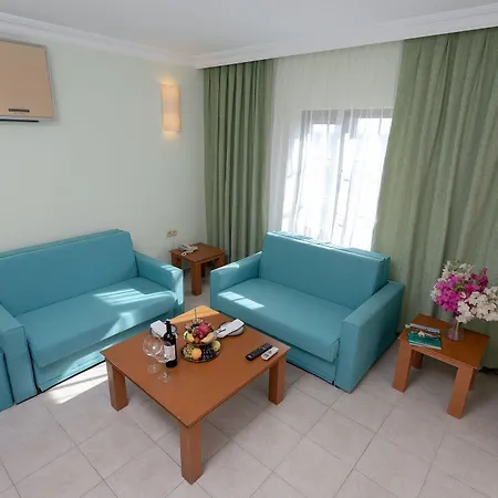 Resort Palm Wings 5*