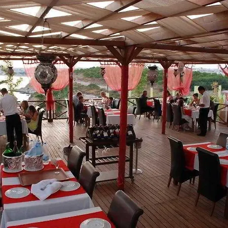 Palm Wings Resort 5*