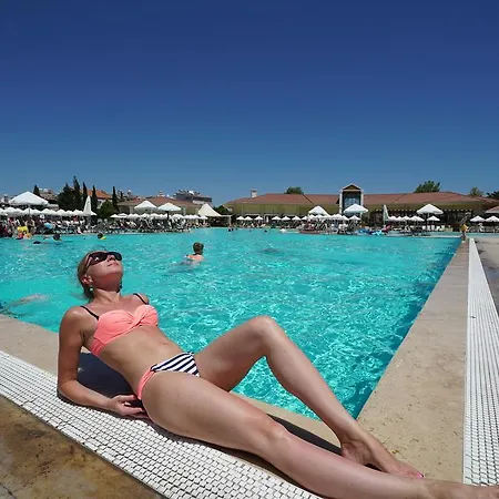 Курортный комплекс Palm Wings 5*