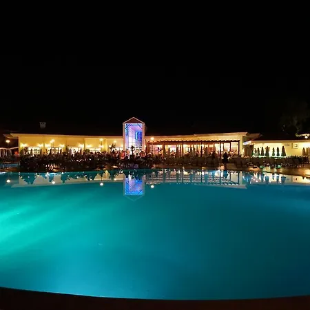 Semesteranläggning (resort) Palm Wings