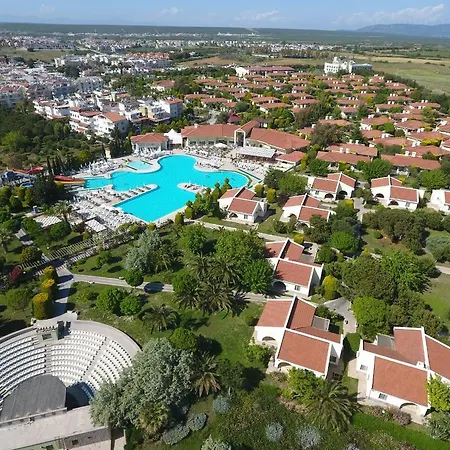 Palm Wings Курортный комплекс 5*